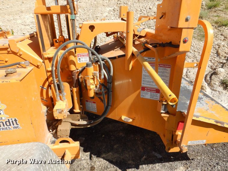 image for item DH7512 2012 Bandit 990XP  wood chipper