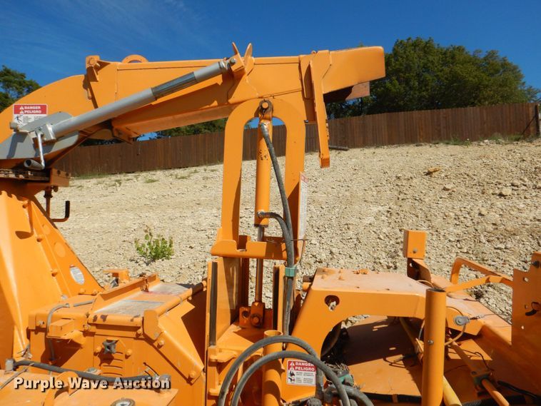 image for item DH7512 2012 Bandit 990XP  wood chipper