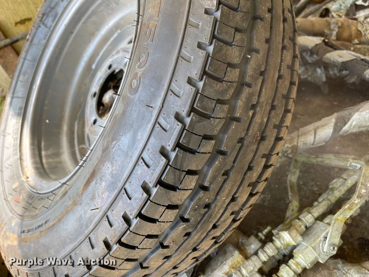 image for item DI1233 2003 United Expressline  sewer rehabilitation spray lining system trailer