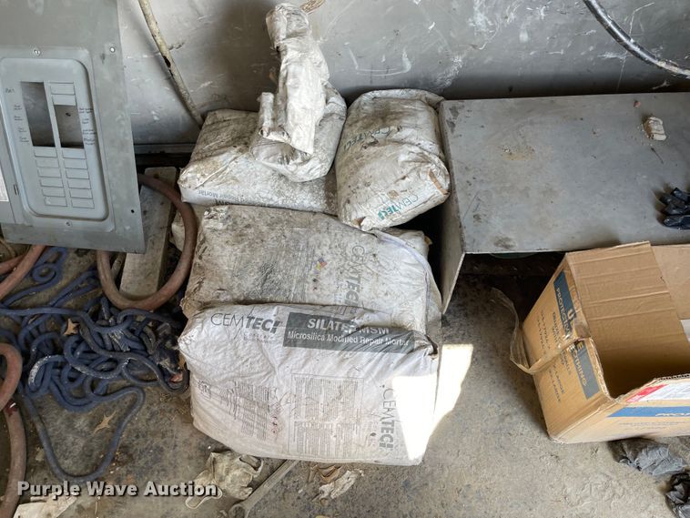 image for item DI1233 2003 United Expressline  sewer rehabilitation spray lining system trailer