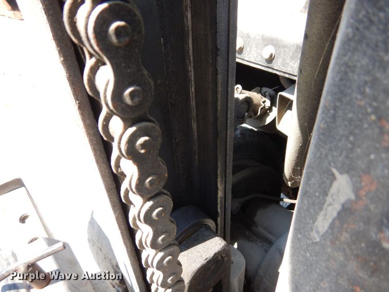 image for item DI1234 Clark  forklift