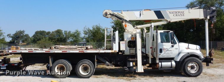 image for item DI1235 2007 International 7500 crane truck