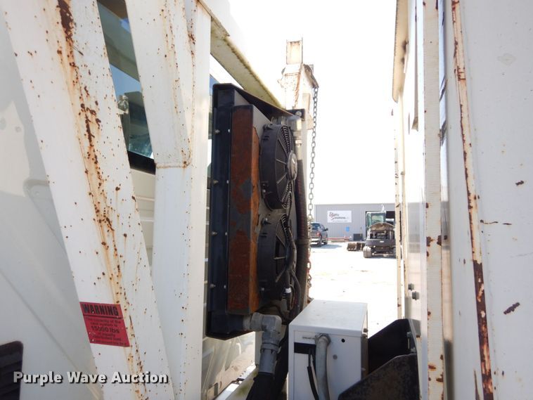 image for item DI1235 2007 International 7500 crane truck