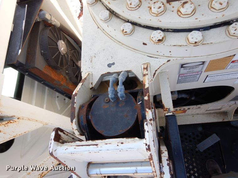 image for item DI1235 2007 International 7500 crane truck