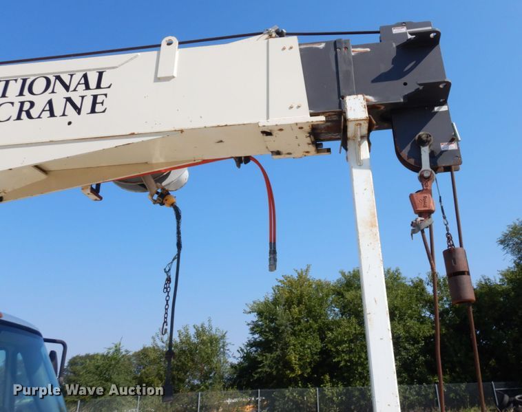 image for item DI1235 2007 International 7500 crane truck
