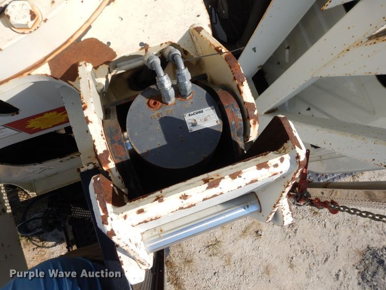 image for item DI1235 2007 International 7500 crane truck