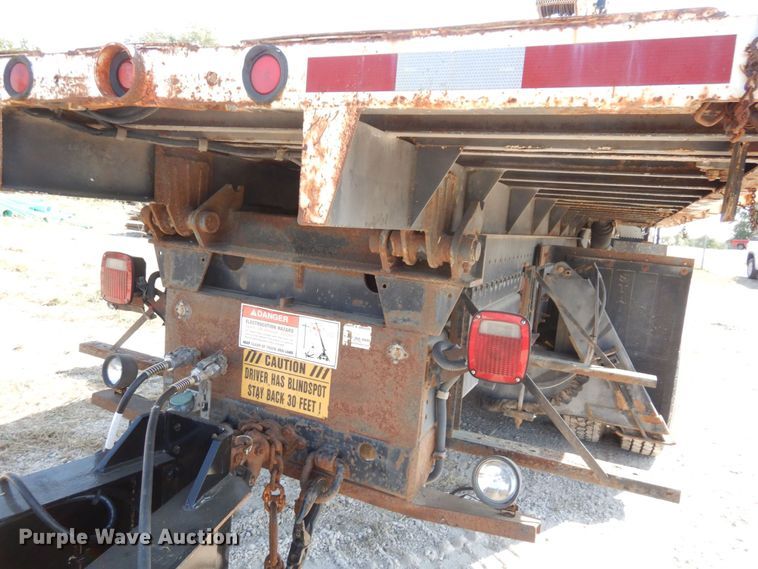 image for item DI1235 2007 International 7500 crane truck