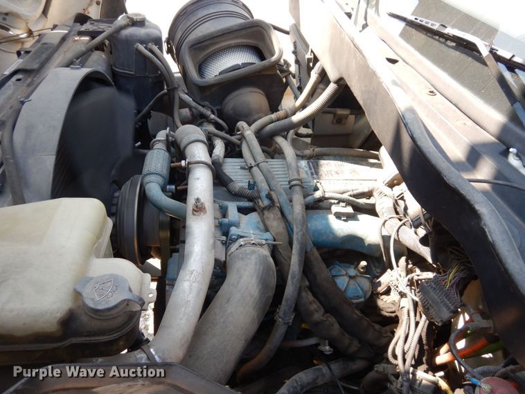 image for item DI1235 2007 International 7500 crane truck