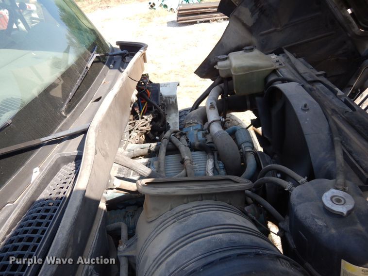 image for item DI1235 2007 International 7500 crane truck