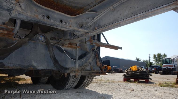 image for item DI1235 2007 International 7500 crane truck