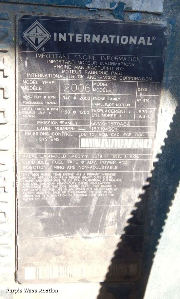 image for item DI1235 2007 International 7500 crane truck