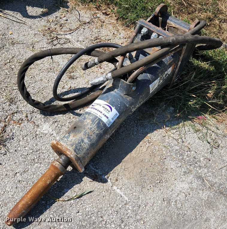 image for item DI1238 2018 Bobcat 8980  breaker