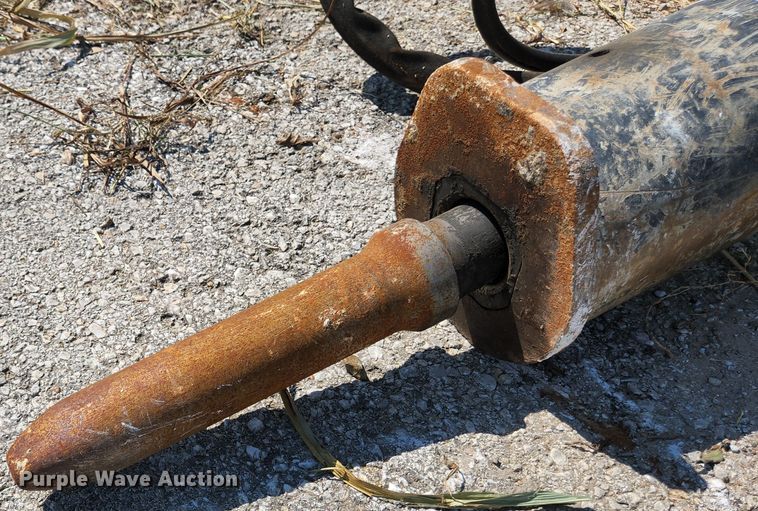 image for item DI1238 2018 Bobcat 8980  breaker