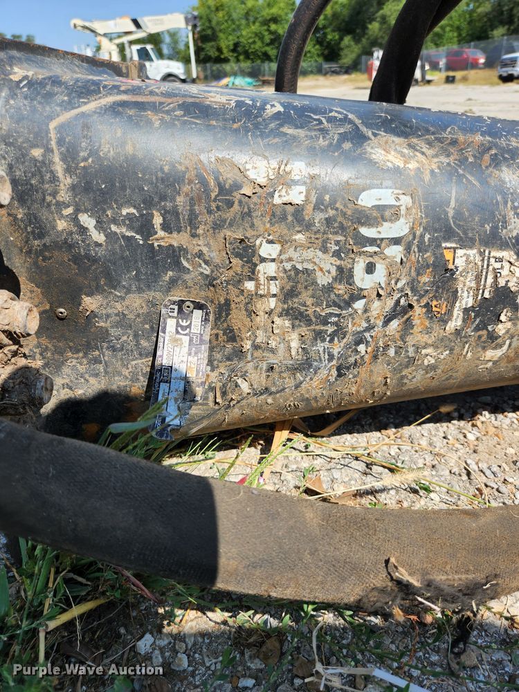 image for item DI1238 2018 Bobcat 8980  breaker