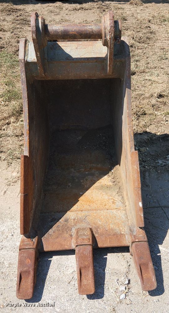 image for item DI1240 Strickland CX130-24  excavator bucket