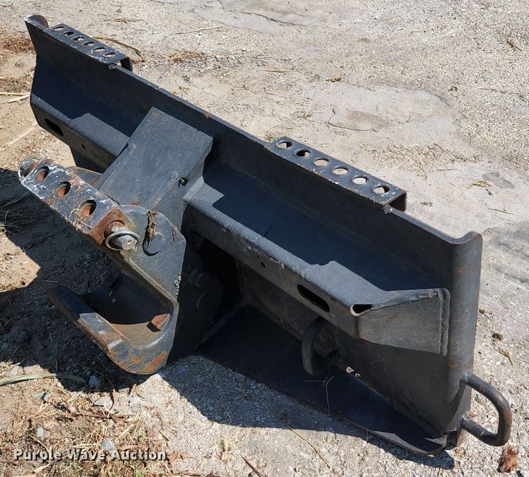 image for item DI1241 Skid steer to mini excavator coupler