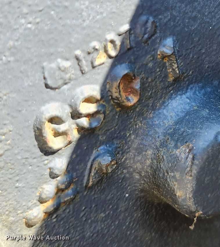 image for item DI1241 Skid steer to mini excavator coupler