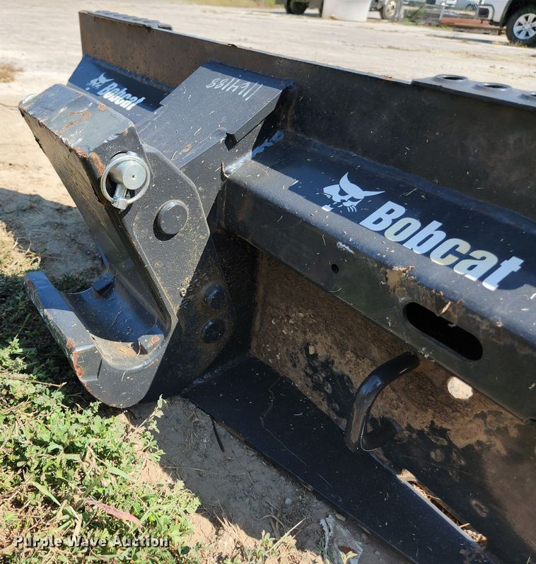 image for item DI1242 Bobcat  skid steer to mini excavator coupler