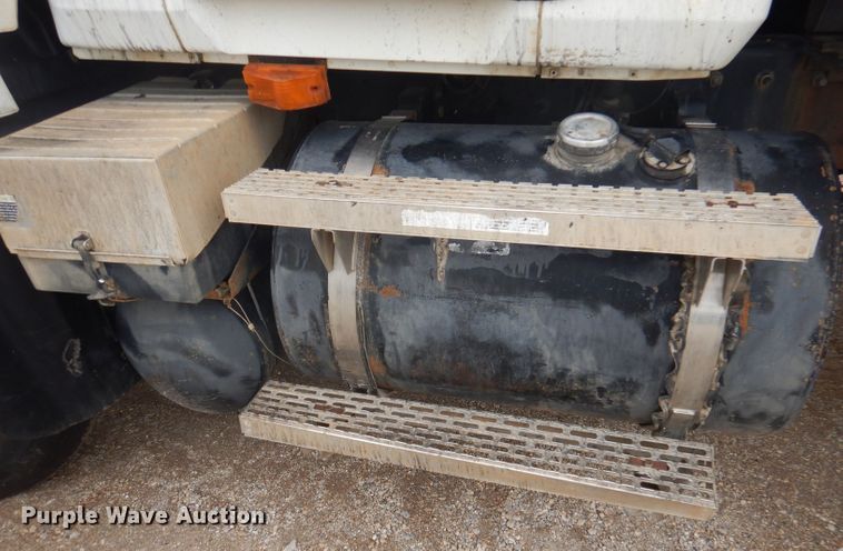 image for item DJ3848 2005 Mack CV713 Granite  dump truck