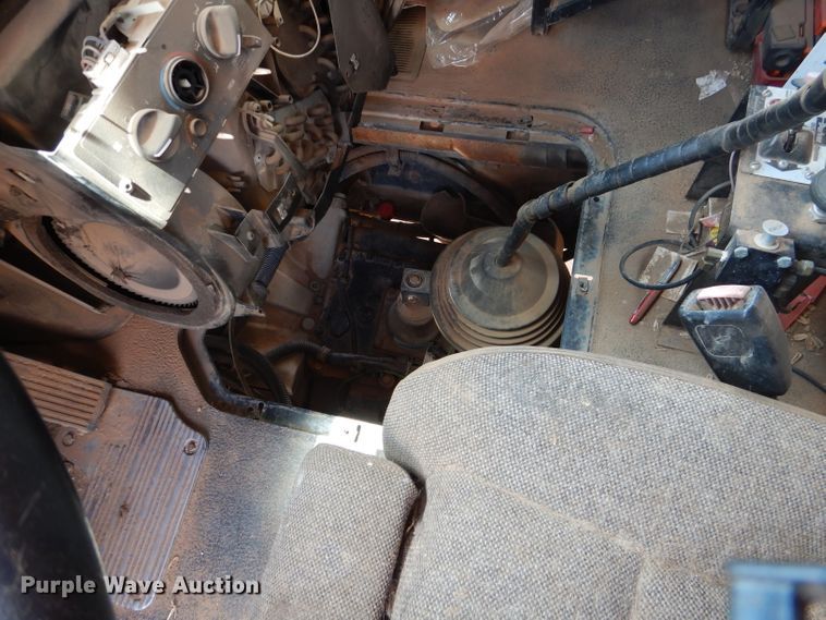 image for item DJ8843 2006 Mack CL733  dump truck