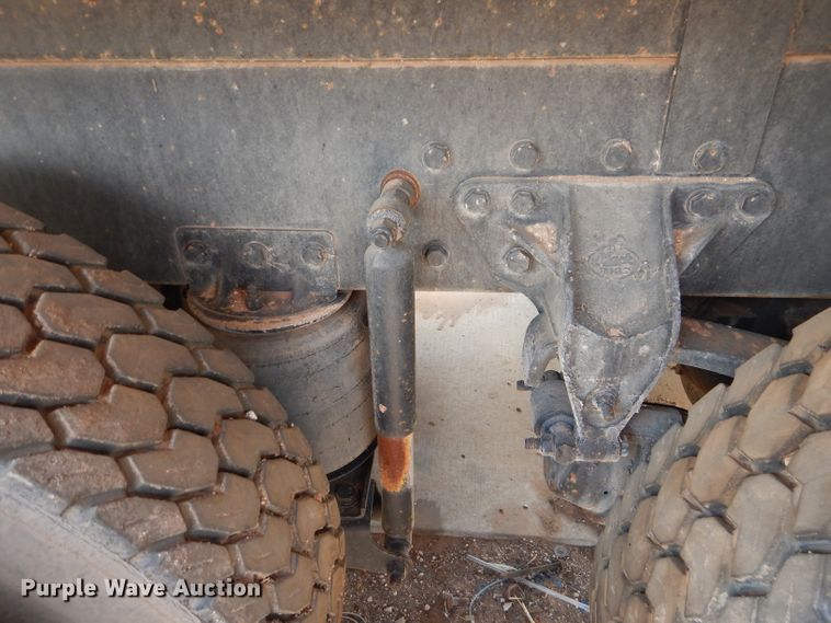 image for item DJ8843 2006 Mack CL733  dump truck