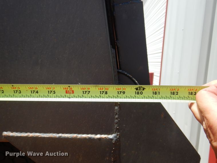 image for item DJ8843 2006 Mack CL733  dump truck