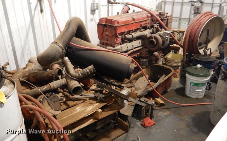 image for item DJ8843 2006 Mack CL733  dump truck