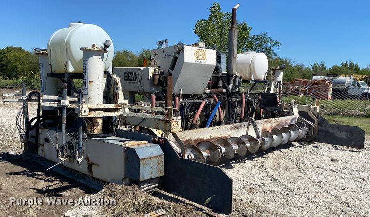 image for item DK6466 1997 HEM 12-27  slip form paver