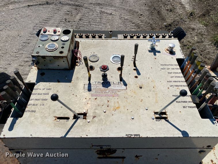 image for item DK6466 1997 HEM 12-27  slip form paver