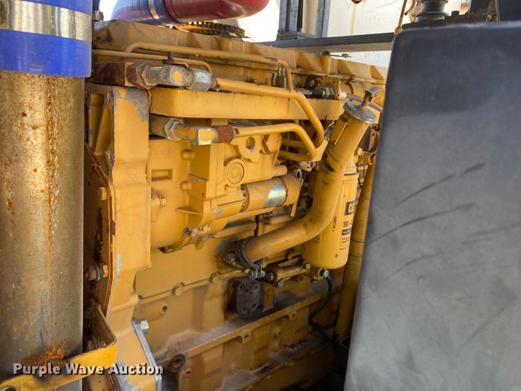 image for item DK6466 1997 HEM 12-27  slip form paver