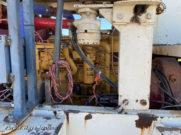 image for item DK6466 1997 HEM 12-27  slip form paver