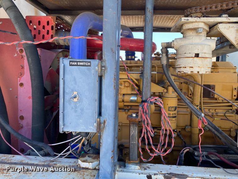 image for item DK6466 1997 HEM 12-27  slip form paver