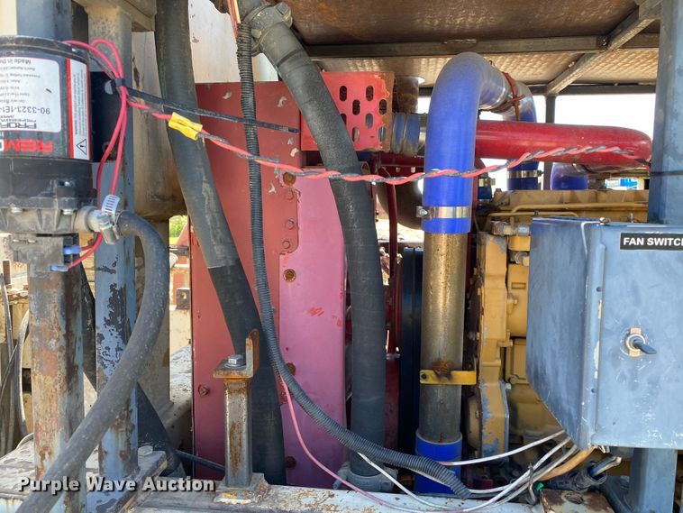 image for item DK6466 1997 HEM 12-27  slip form paver