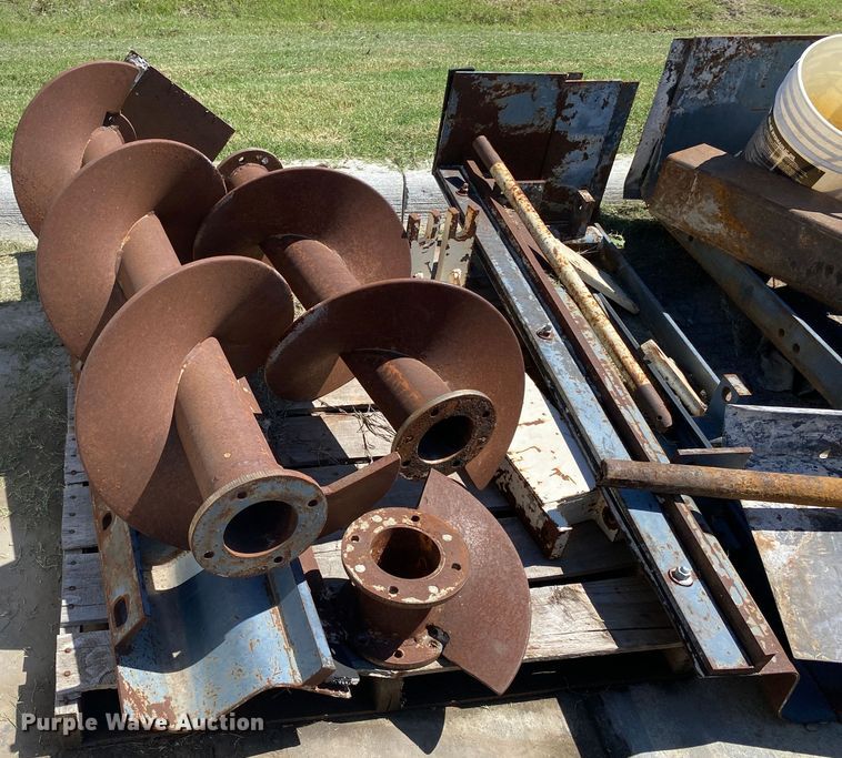 image for item DK6466 1997 HEM 12-27  slip form paver