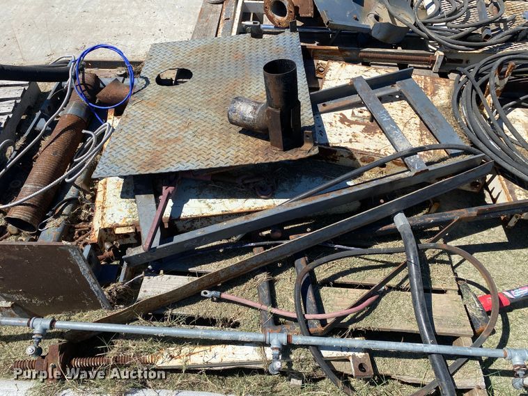 image for item DK6466 1997 HEM 12-27  slip form paver