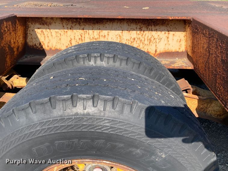 image for item DK6474 1980 Trailmobile 50-L-3FSG  lowboy equipment trailer