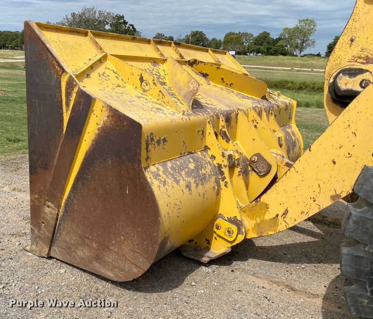 image for item DK6484 2002 Komatsu WA450-5  wheel loader