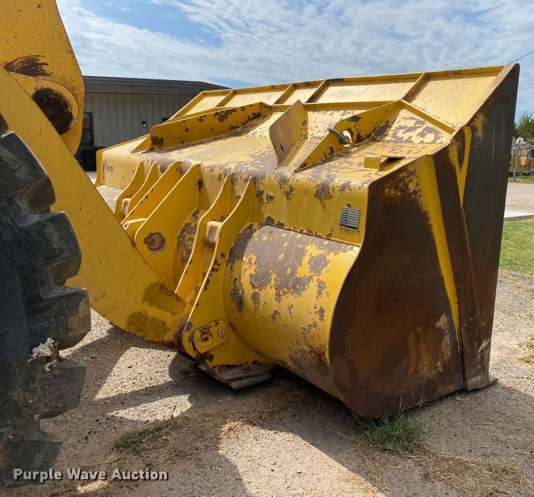 image for item DK6484 2002 Komatsu WA450-5  wheel loader