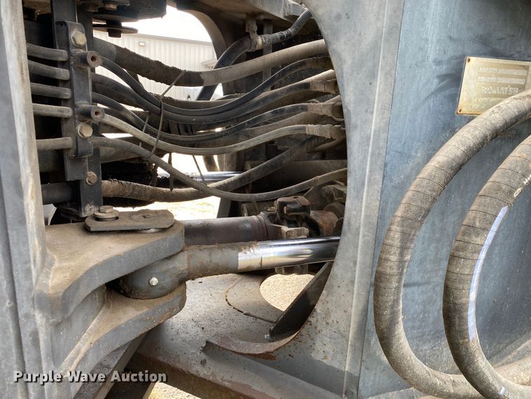 image for item DK6484 2002 Komatsu WA450-5  wheel loader