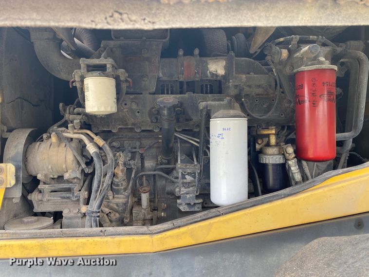 image for item DK6484 2002 Komatsu WA450-5  wheel loader