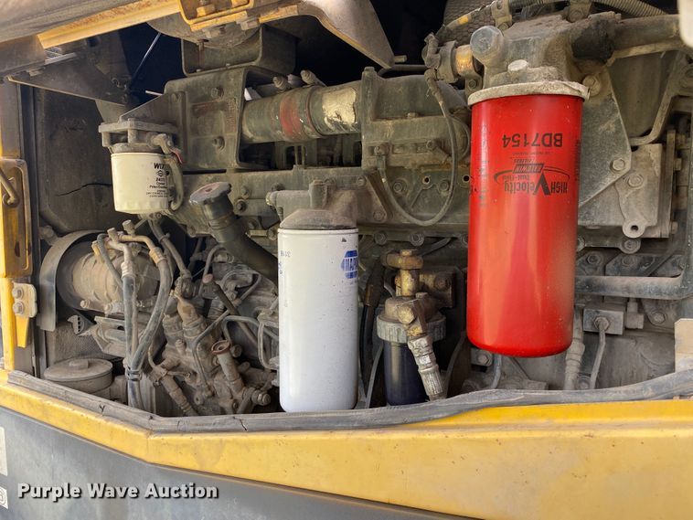 image for item DK6484 2002 Komatsu WA450-5  wheel loader