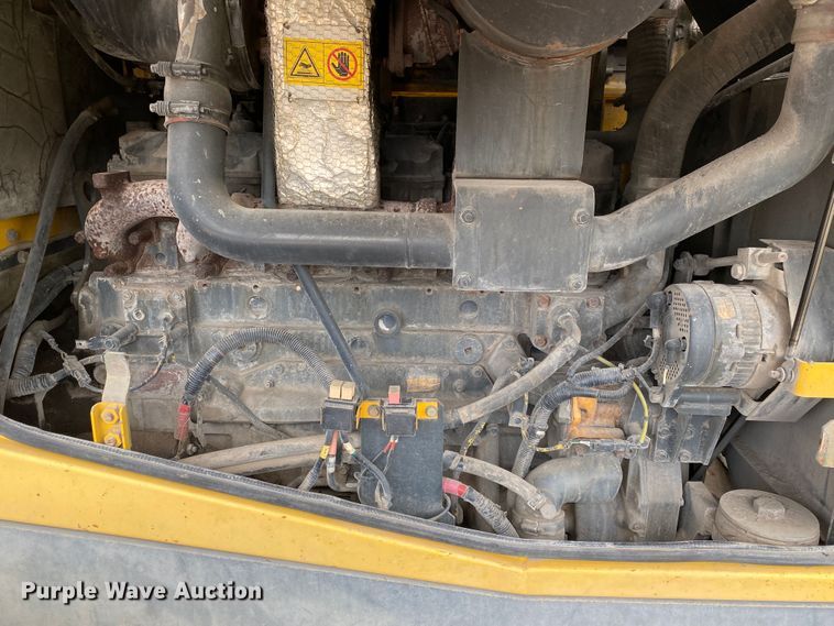 image for item DK6484 2002 Komatsu WA450-5  wheel loader