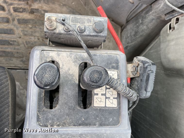 image for item DK6484 2002 Komatsu WA450-5  wheel loader