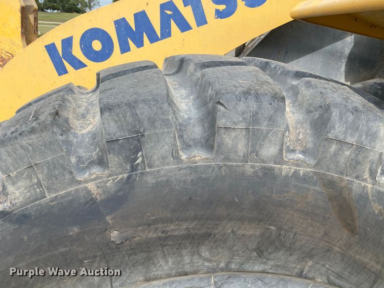 image for item DK6484 2002 Komatsu WA450-5  wheel loader