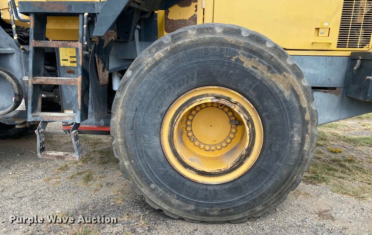image for item DK6484 2002 Komatsu WA450-5  wheel loader