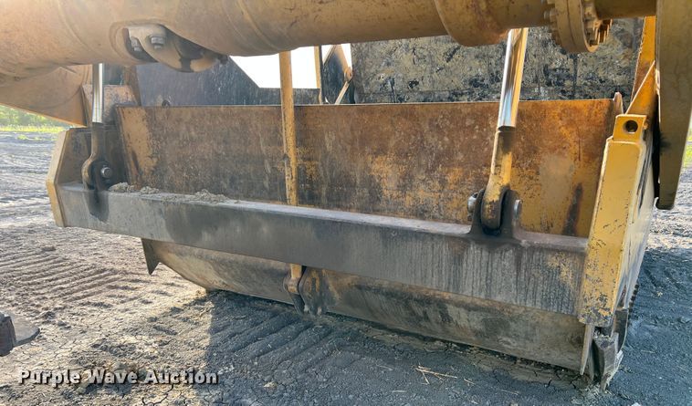image for item DK7015 1987 Caterpillar 637E  conventional scraper