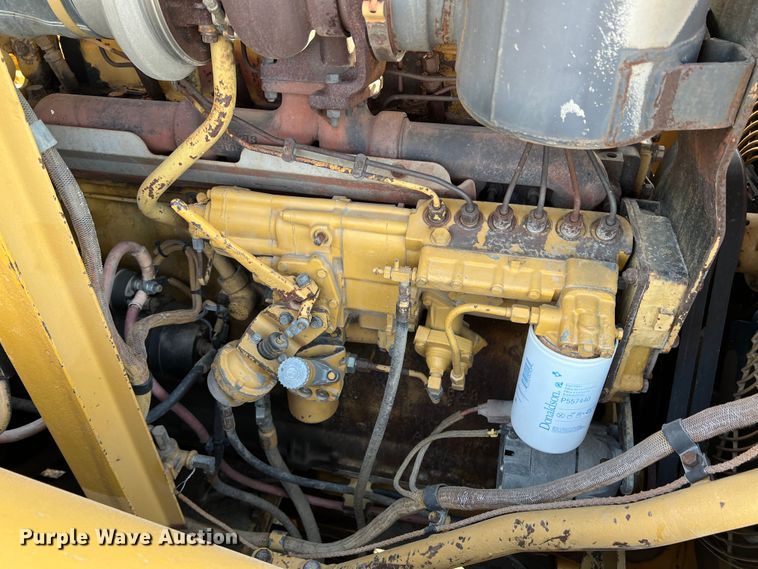 image for item DK7015 1987 Caterpillar 637E  conventional scraper