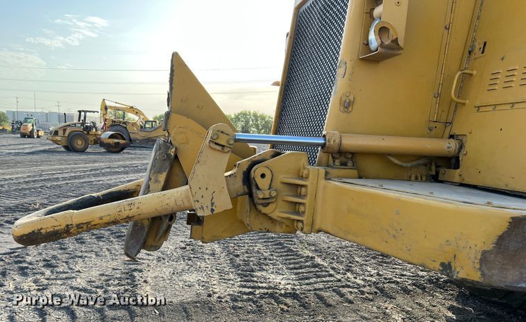 image for item DK7015 1987 Caterpillar 637E  conventional scraper