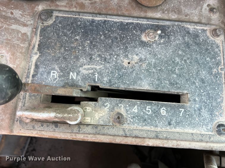 image for item DK7015 1987 Caterpillar 637E  conventional scraper