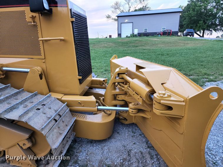 image for item DL6603 2002 Caterpillar D6M XL  dozer